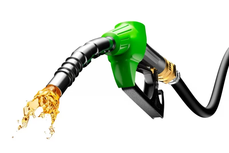 petrol coming from fuel nosel 