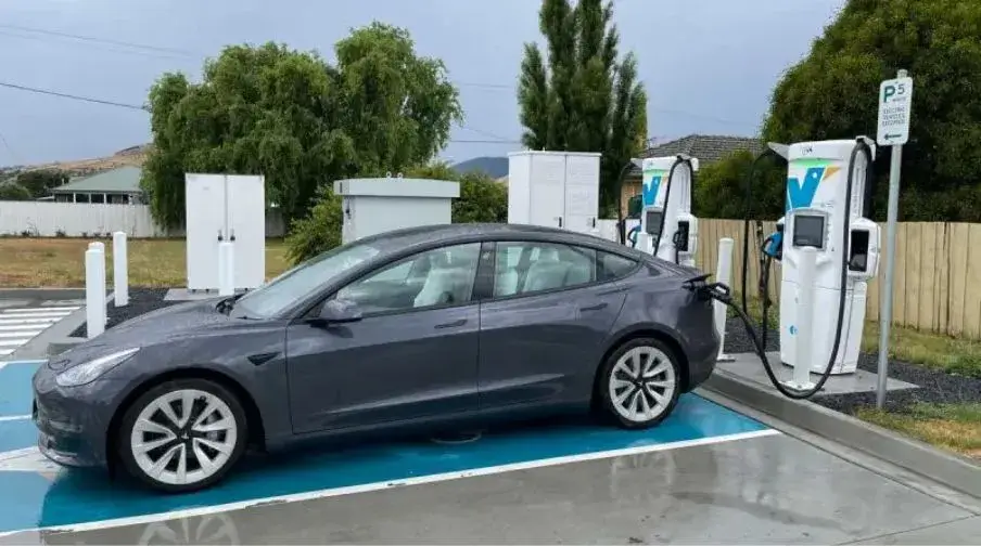Can a Tesla Model 3 be Refueled with Gas